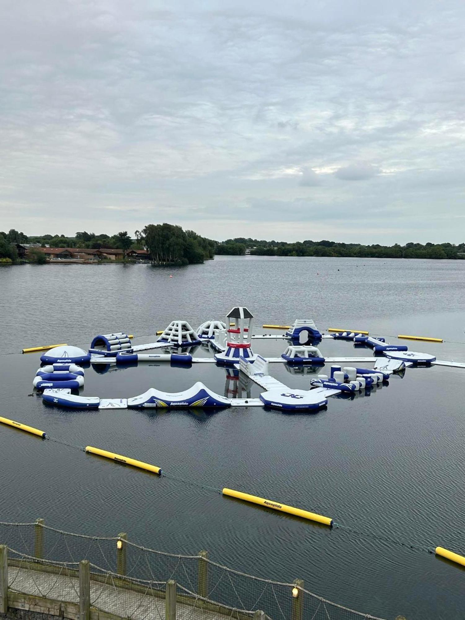 Hot Tub Retreat At Tattershall Lakes Ngoại thất bức ảnh